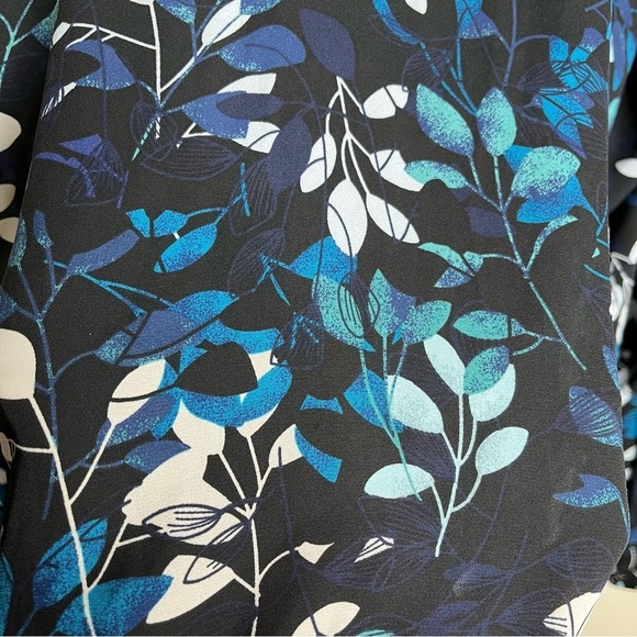 NWT Sejour Leaf Pattern Print Long Sleeve Button Down Front Blouse Size 14W - Picture 10 of 10